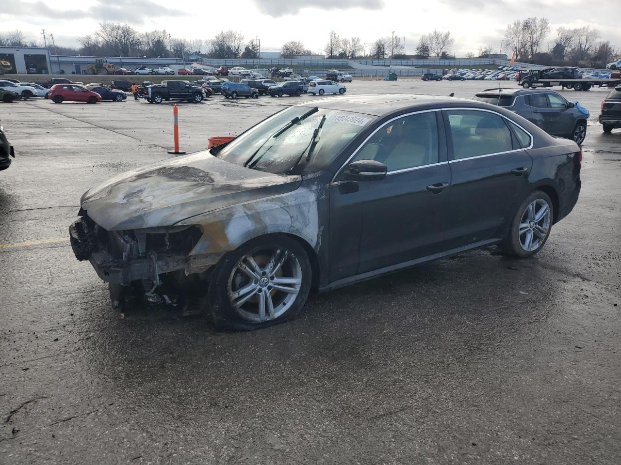 2014 Volkswagen Passat - Image 1