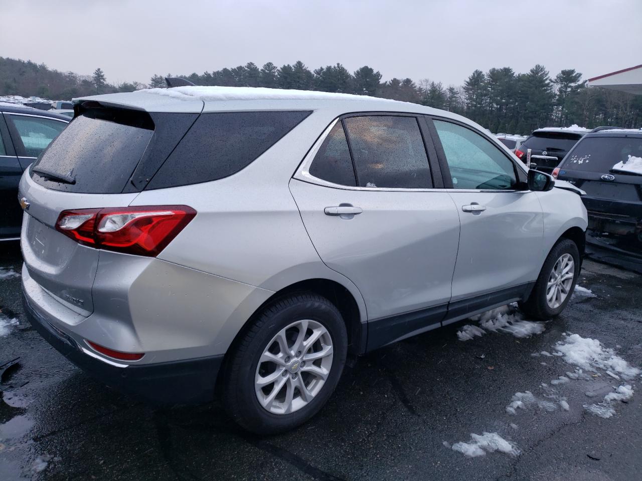 2021 Chevrolet Equinox - Image 3