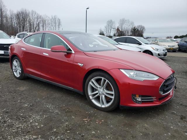 Hatchbacks TESLA MODEL S 2015 Red