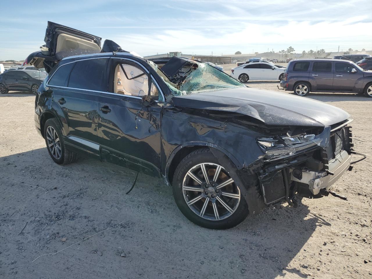 2017 Audi Q7 - Image 4