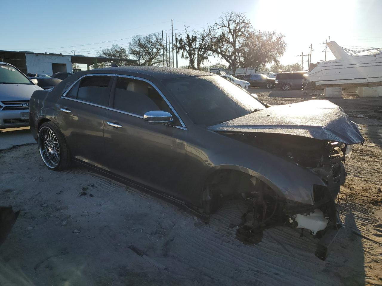 2018 Chrysler 300 - Image 4