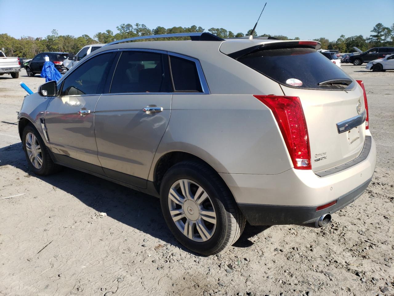 2010 Cadillac SRX - Image 2
