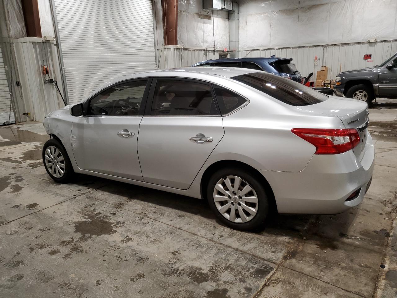 2016 Nissan Sentra - Image 2