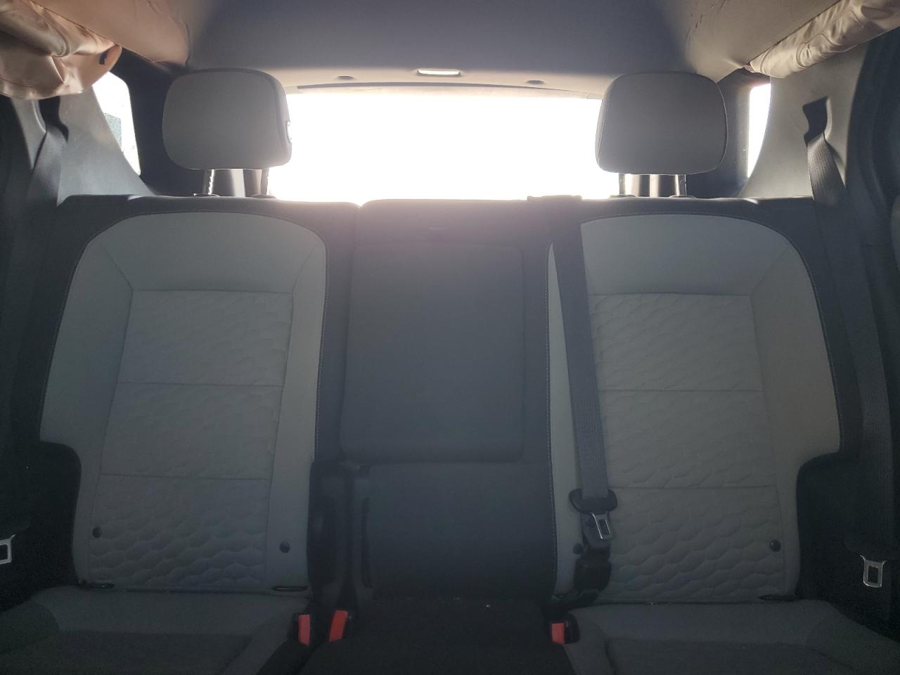 2020 Chevrolet Equinox - Image 10
