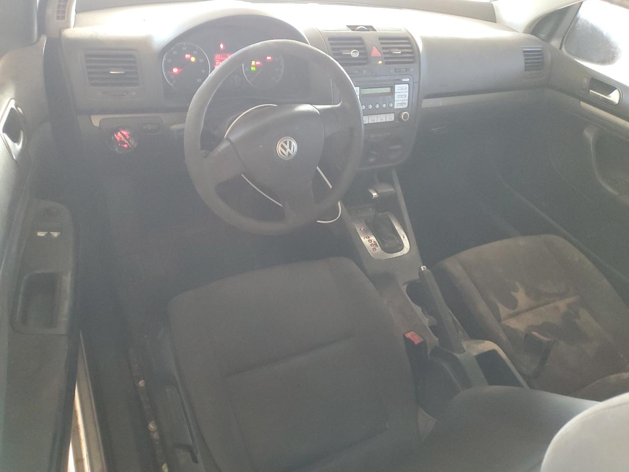 2007 Volkswagen Golf - Image 8