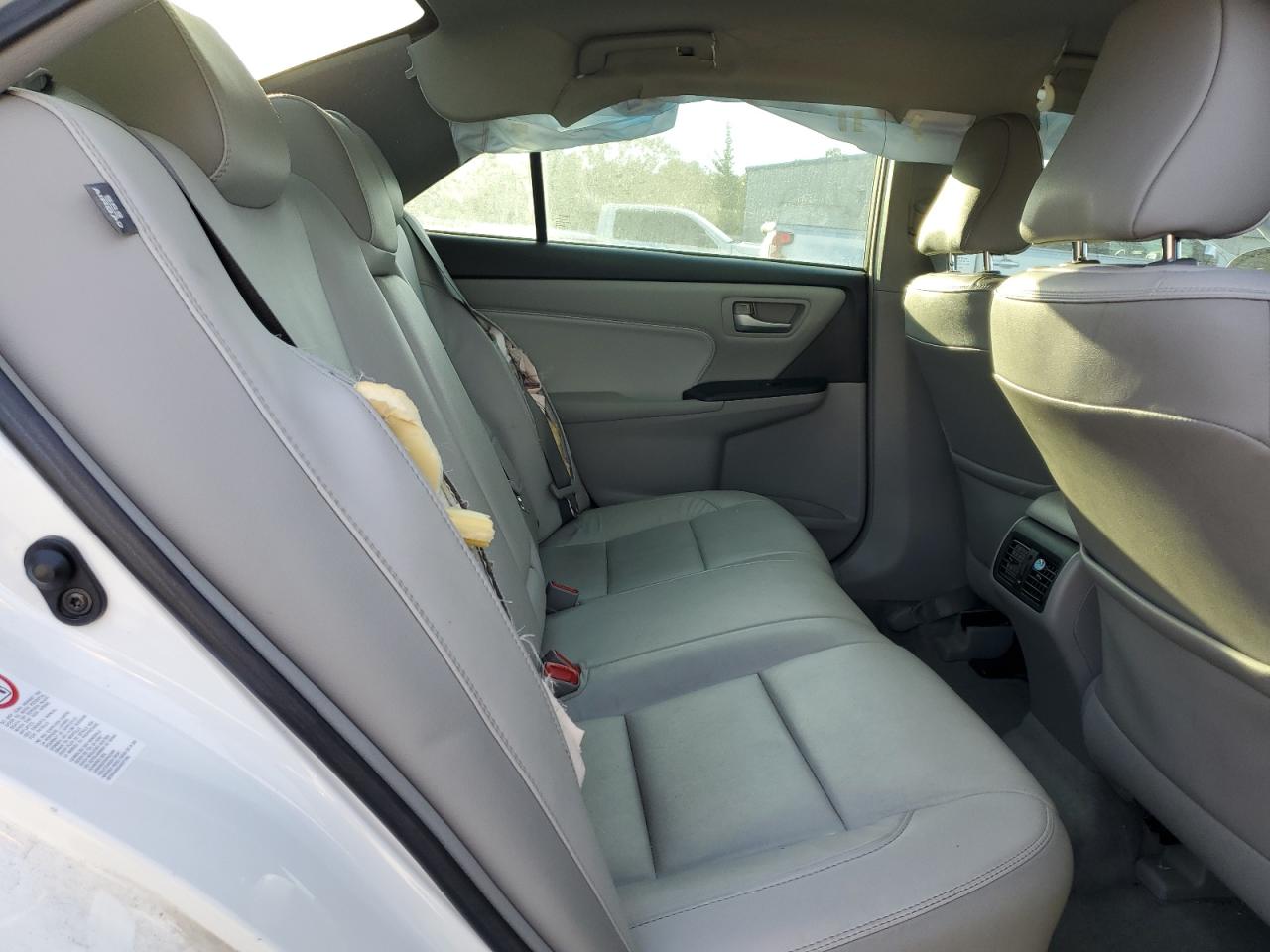 2017 Toyota Camry - Image 10