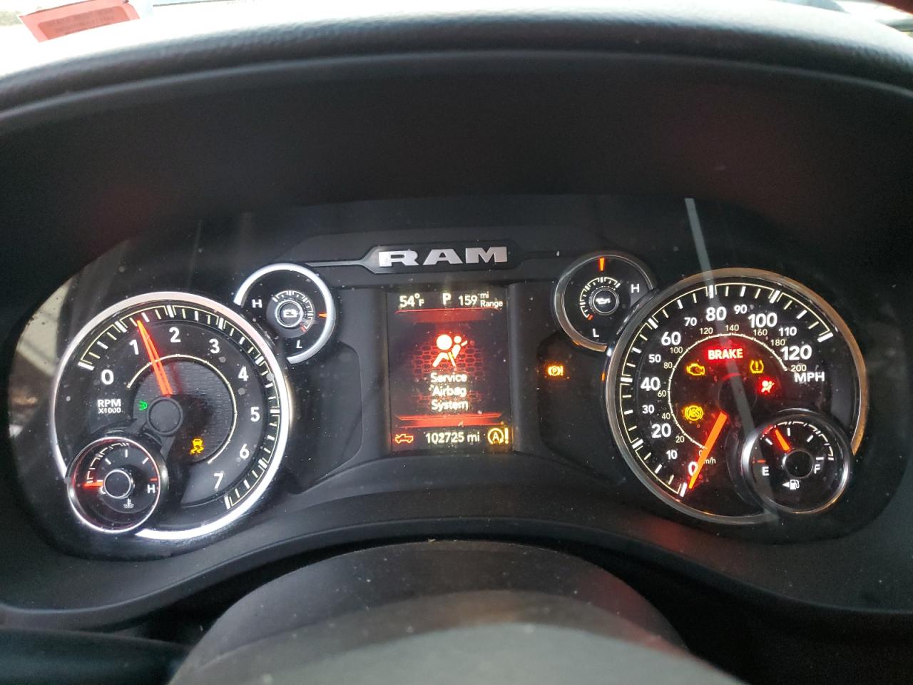 2021 RAM 1500 - Image 9