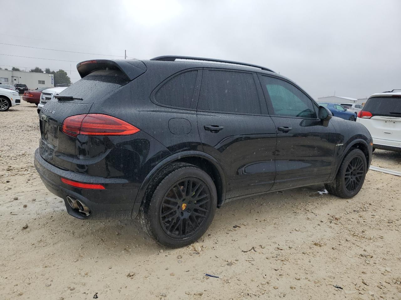 2018 Porsche Cayenne - Image 3
