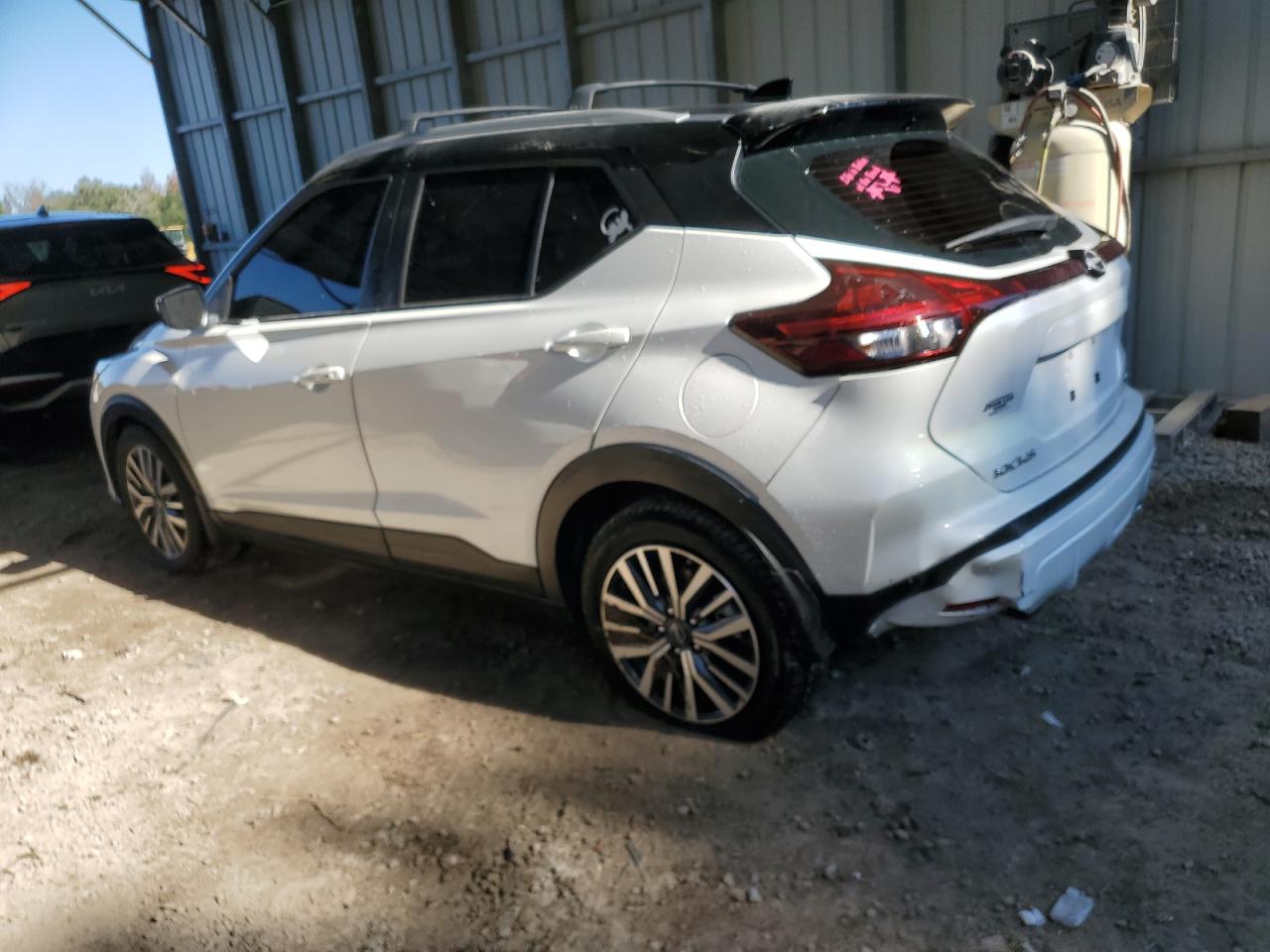 VIN 3N1CP5CV5PL483742 2023 NISSAN KICKS no.2