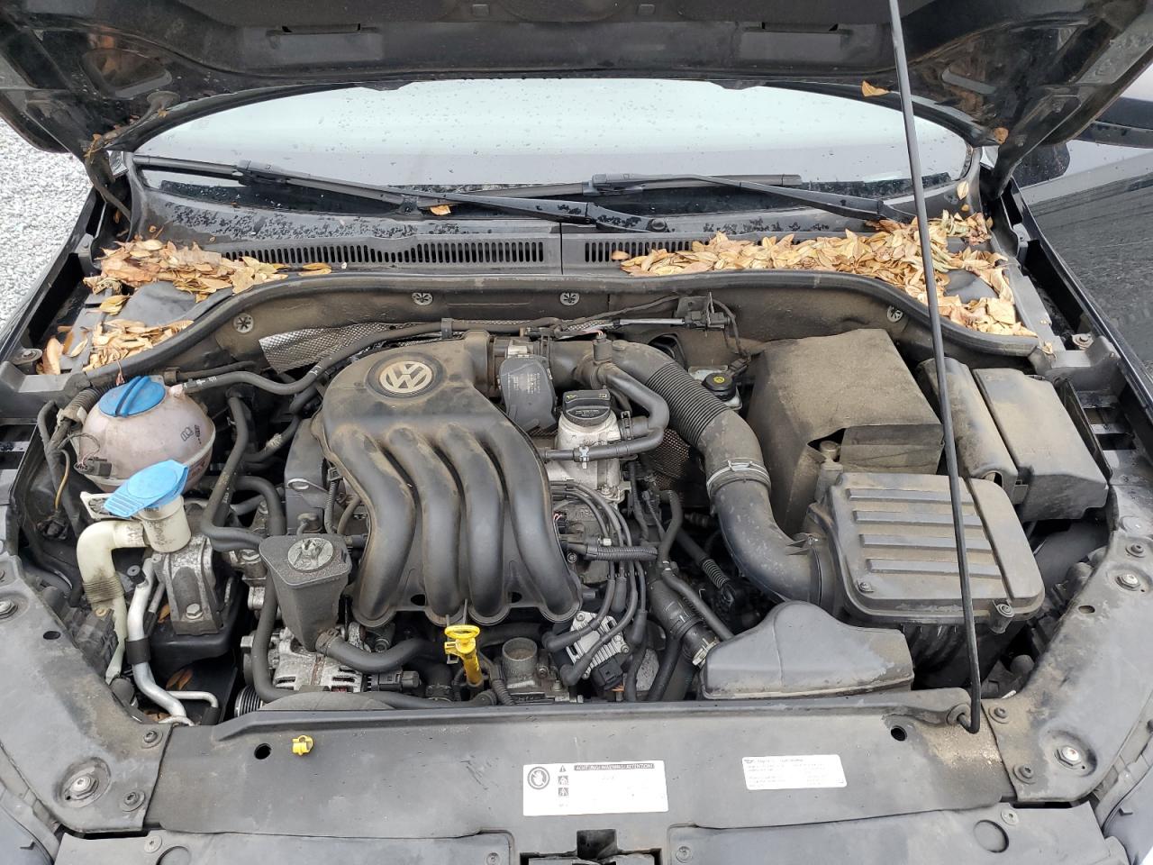 2014 Volkswagen Jetta - Image 11