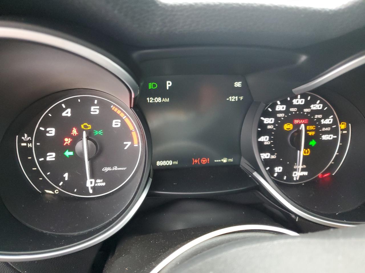2018 Alfa Romeo Stelvio - Image 9