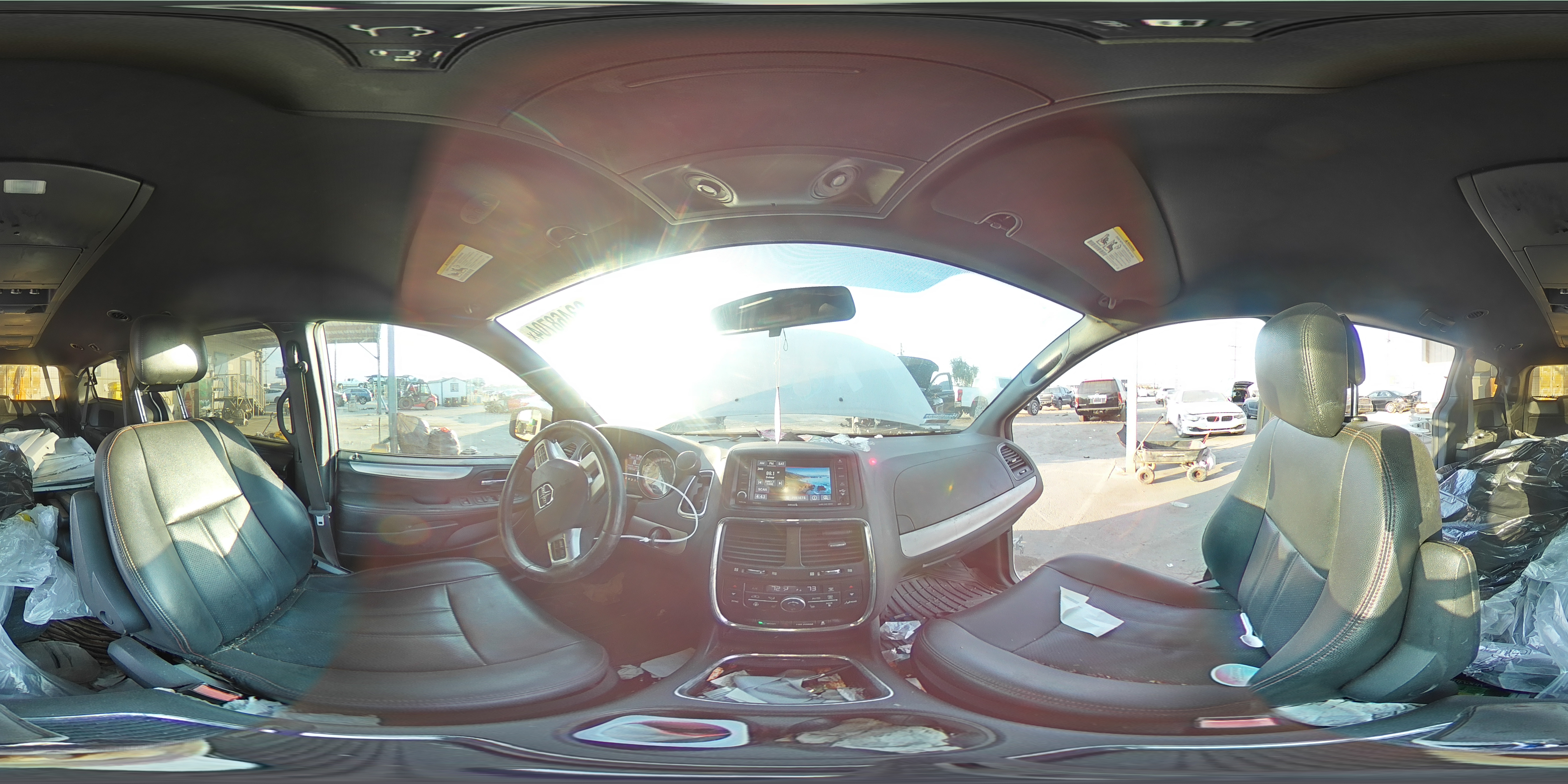 2016 Dodge Caravan - Image 14