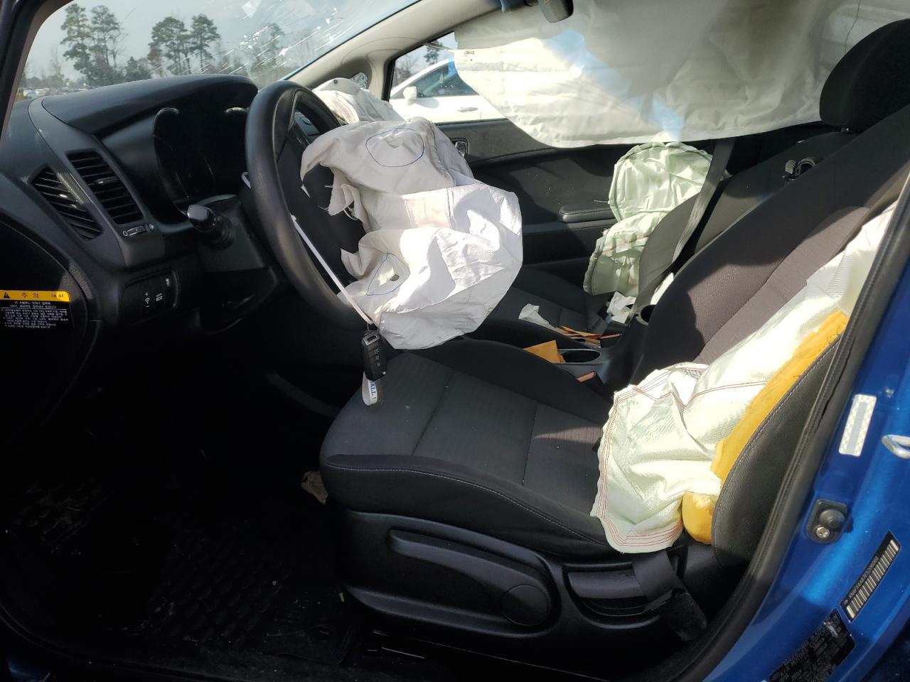 2014 Kia Forte - Image 7