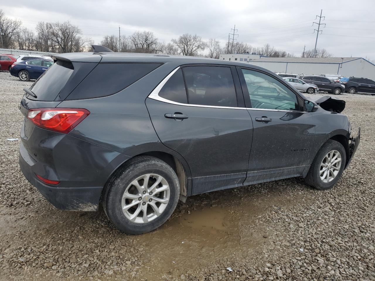 VIN 2GNAXUEV6K6235547 2019 CHEVROLET EQUINOX no.3