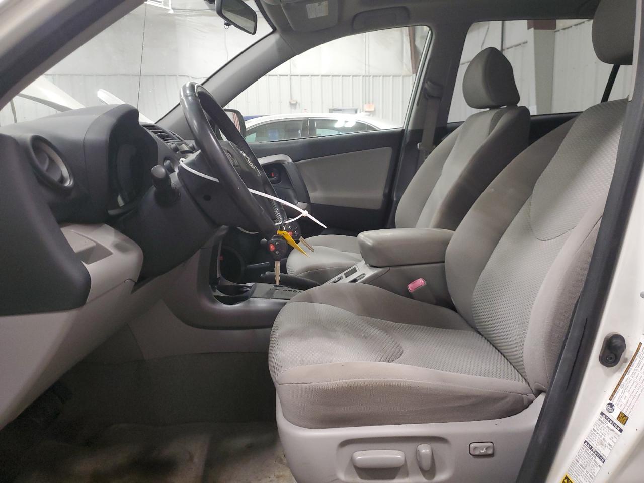 2008 Toyota RAV 4 - Image 7