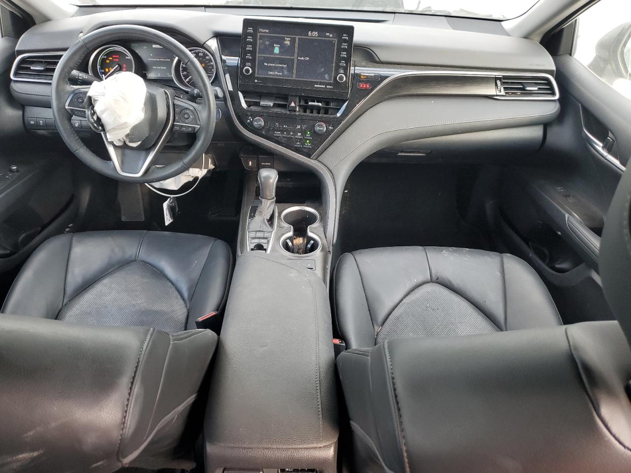 2023 Toyota Camry - Image 8
