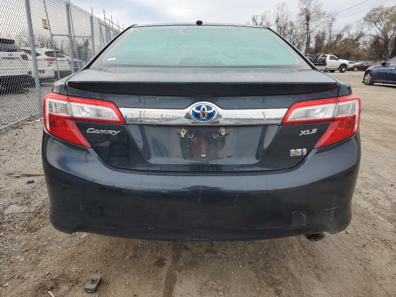 2012 Toyota Camry - Image 6