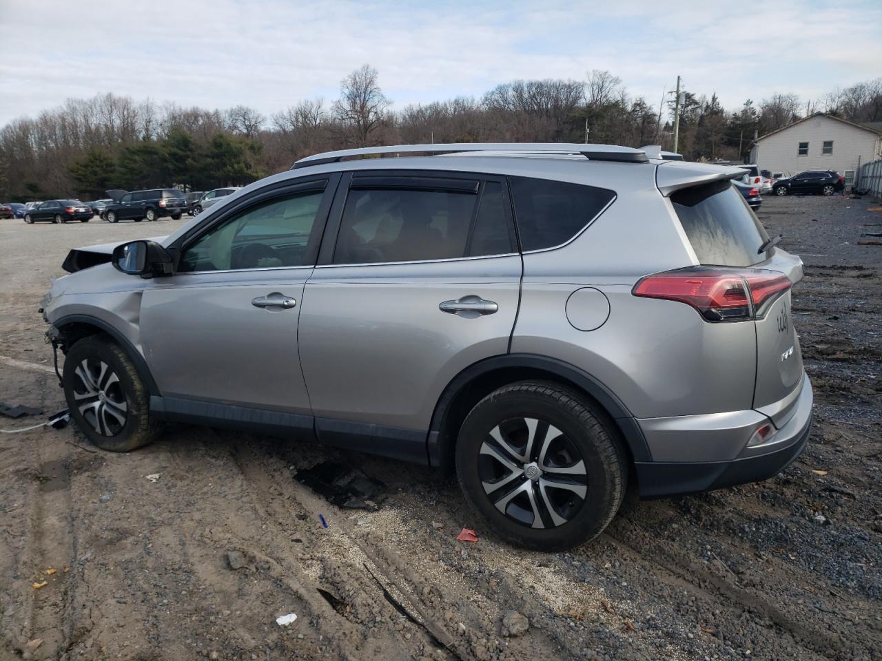 VIN 2T3BFREV4GW438476 2016 TOYOTA RAV4 no.2