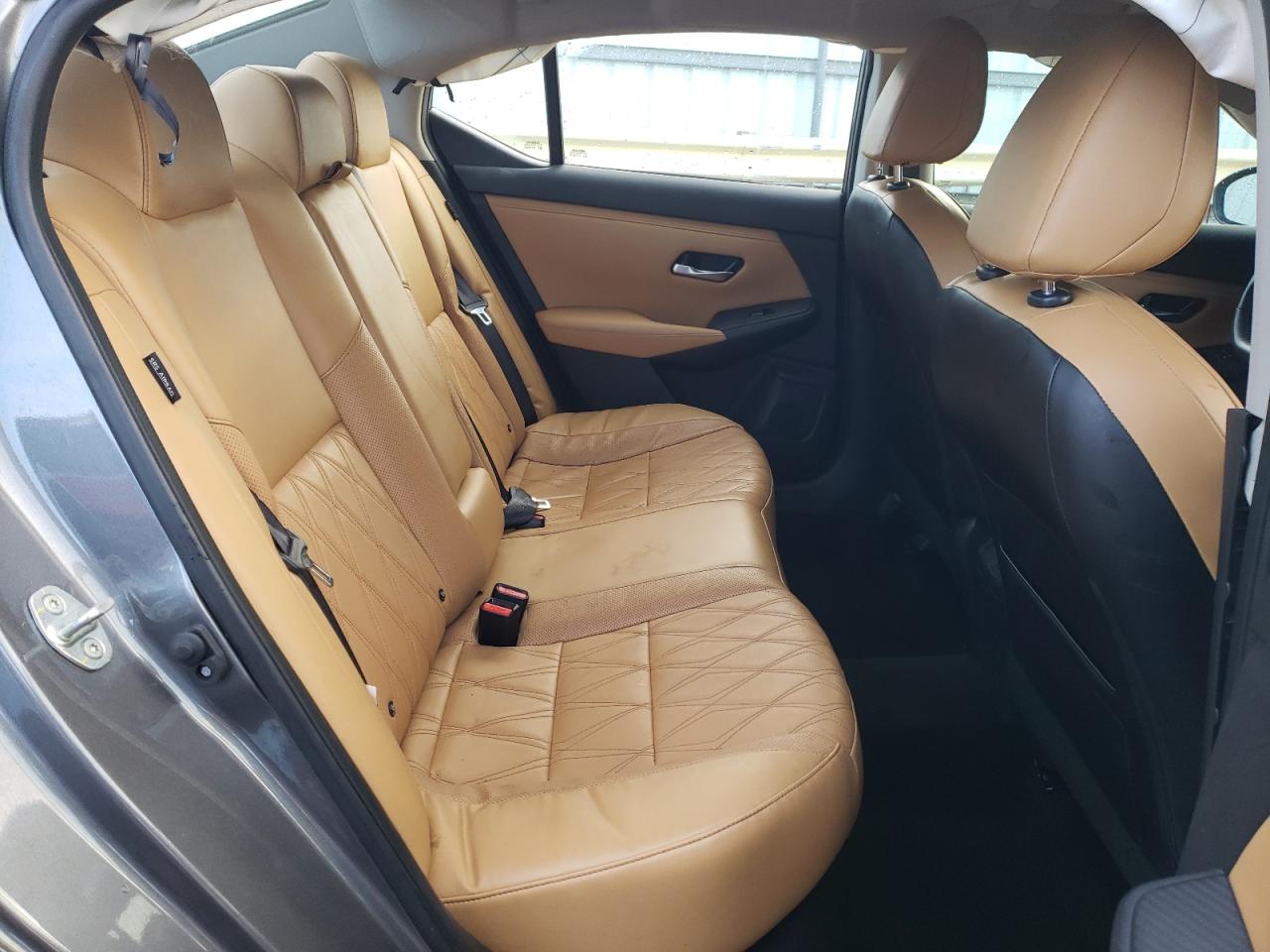 2021 Nissan Sentra - Image 11
