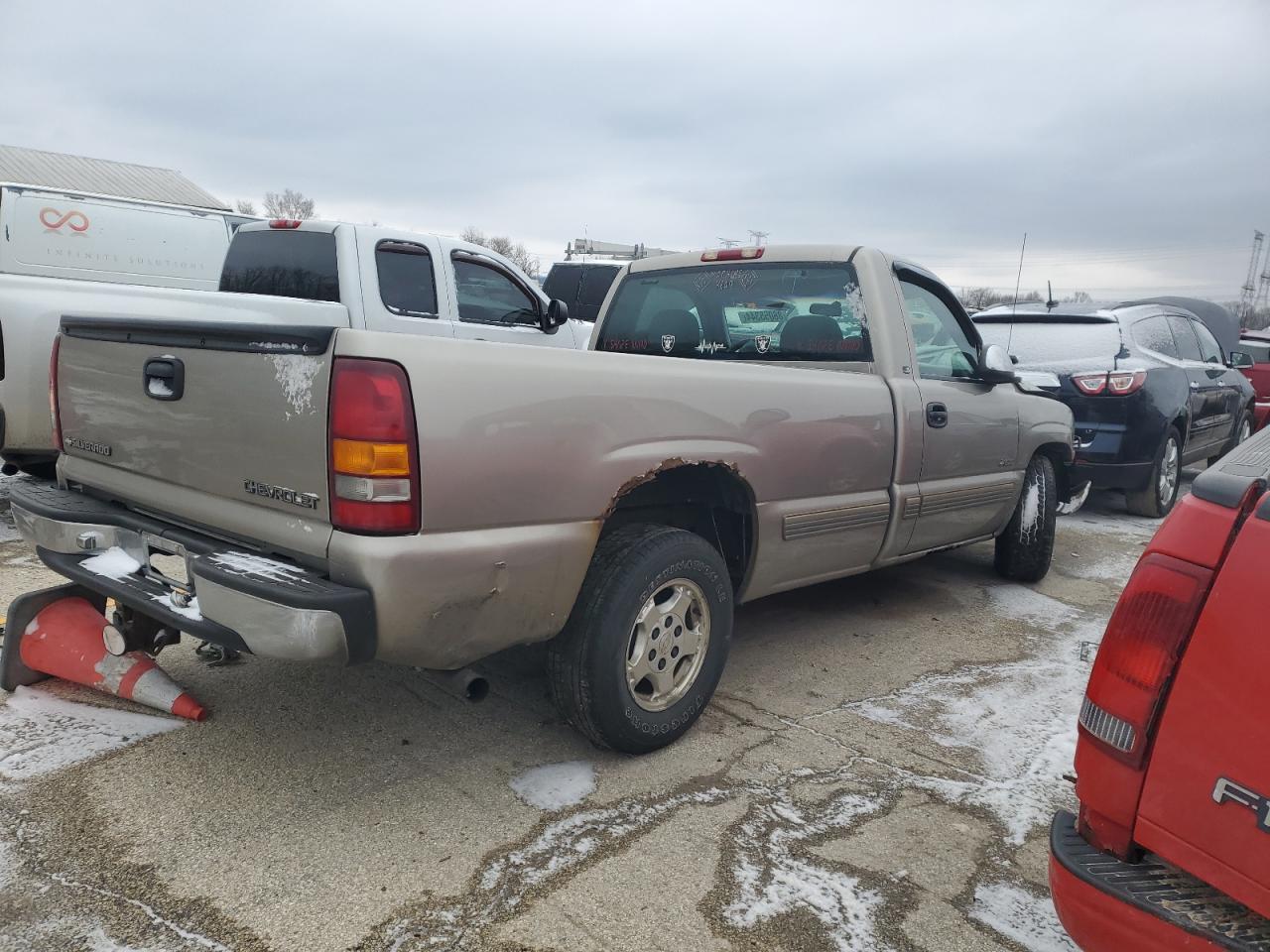 2002 Chevrolet Silverado - Image 3