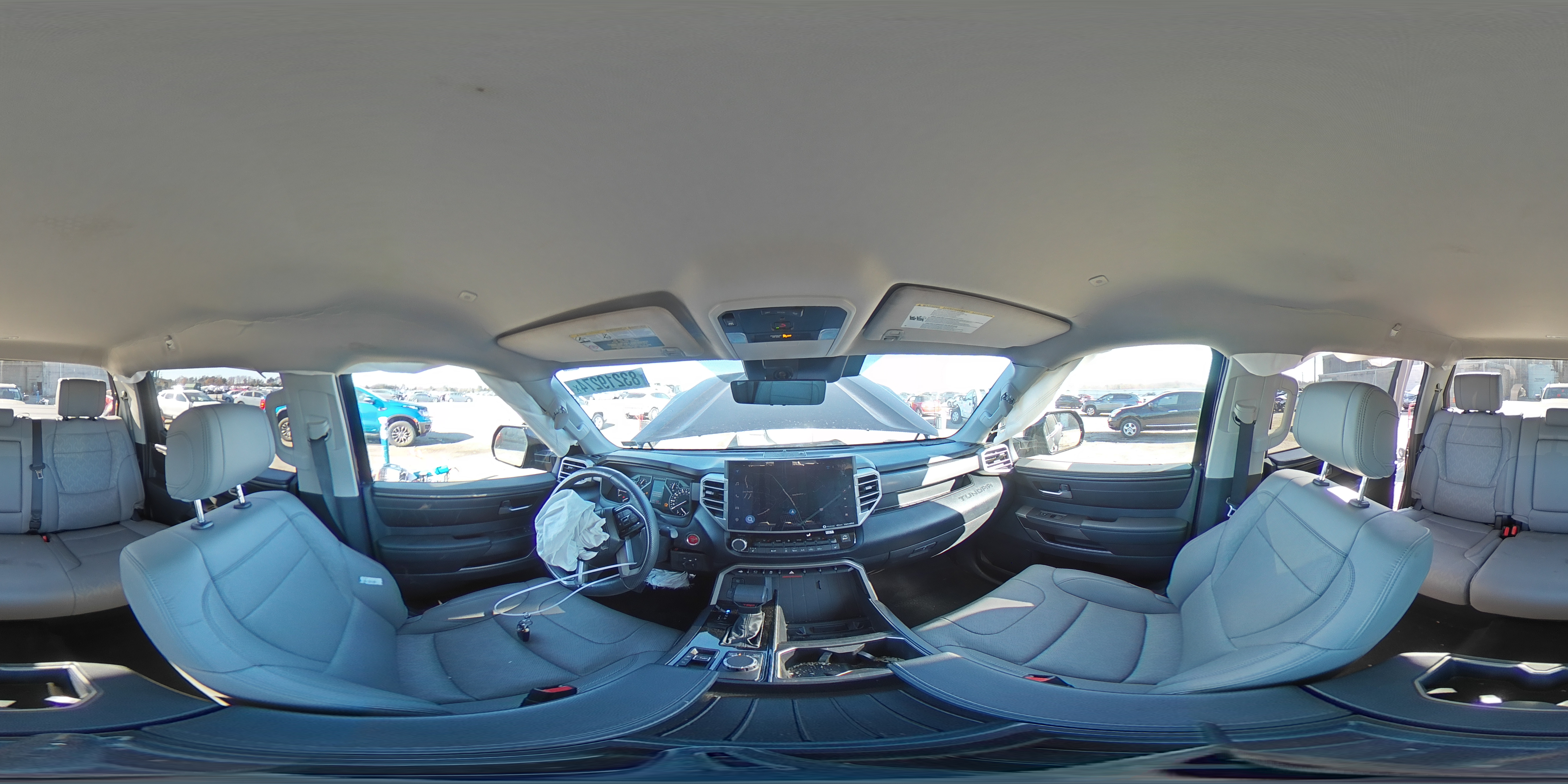 2023 Toyota Tundra - Image 12