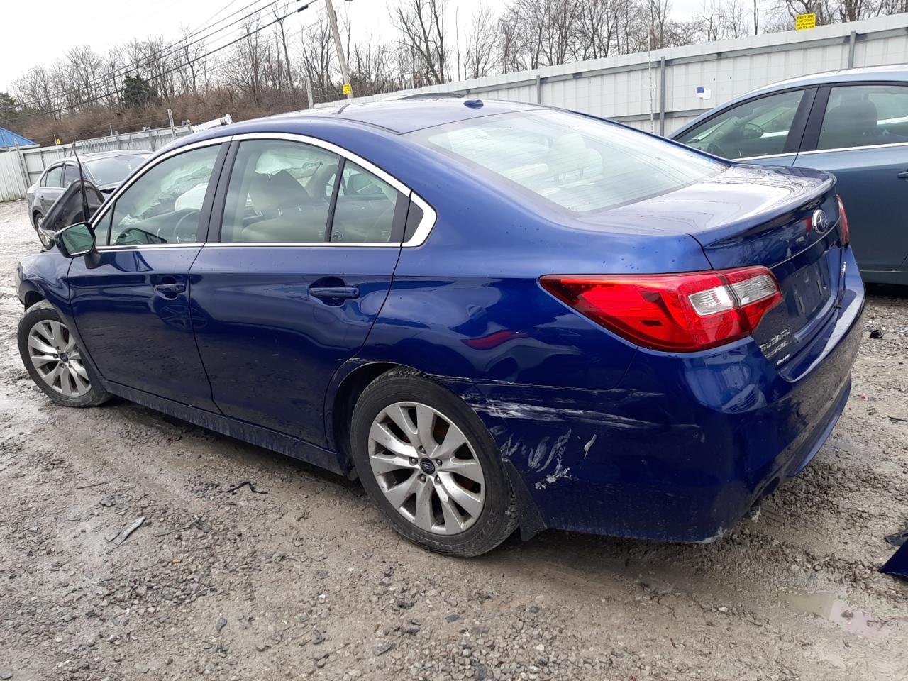 2015 Subaru Legacy - Image 2