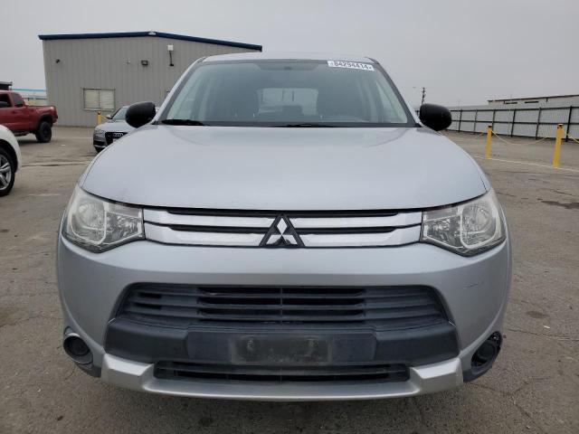 Parquets MITSUBISHI OUTLANDER 2015 Srebrny