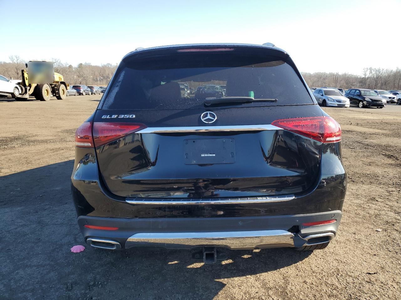 2022 Mercedes-Benz GLE - Image 6