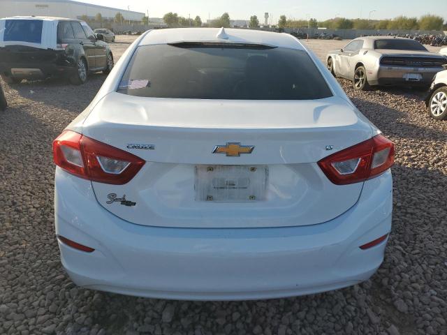  CHEVROLET CRUZE 2016 Белы