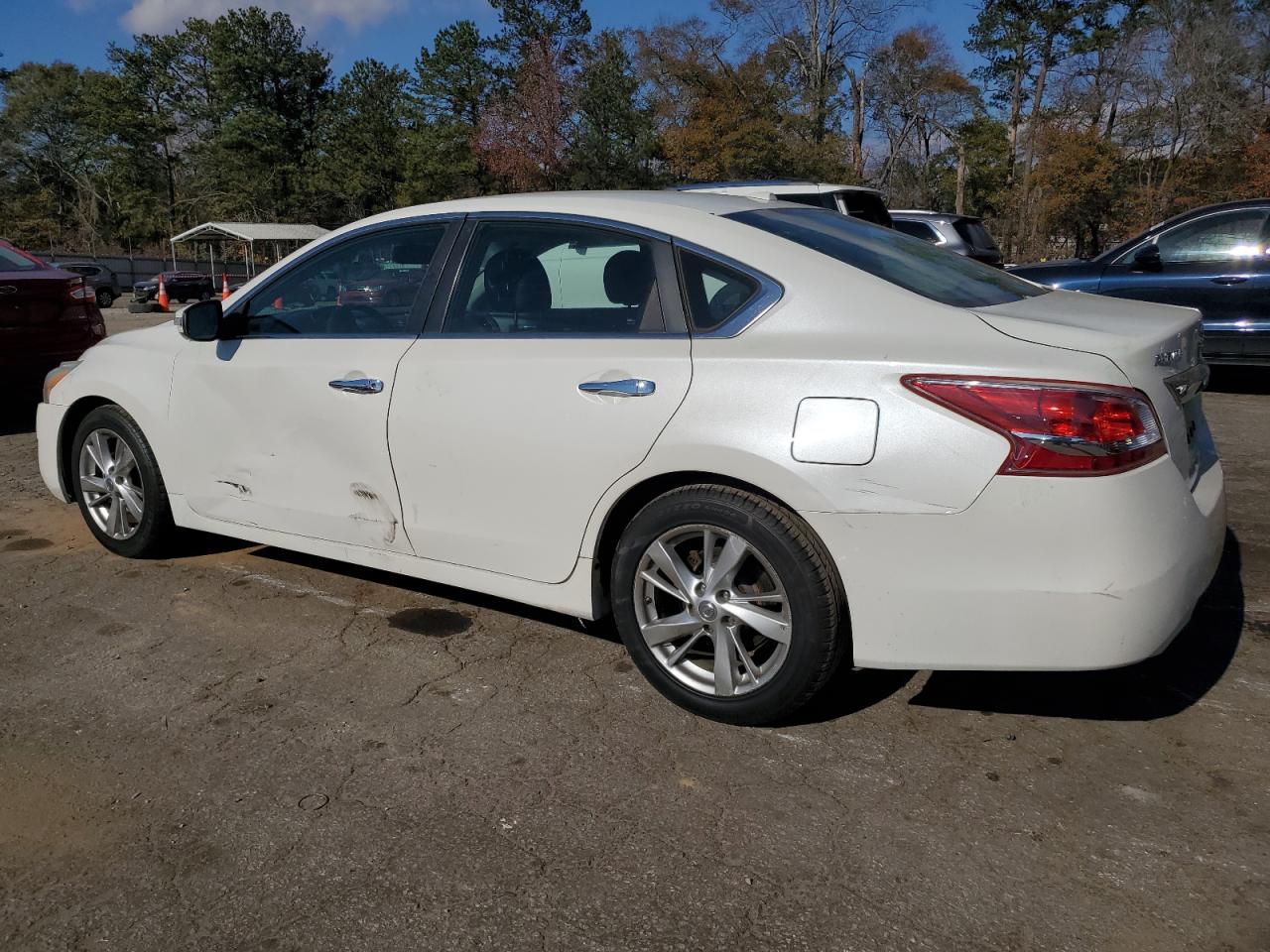 2013 Nissan Altima - Image 2