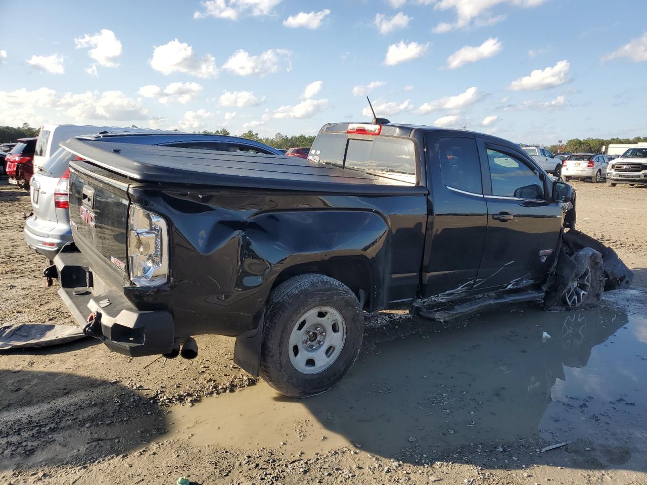 2015 GMC Canyon - Image 3