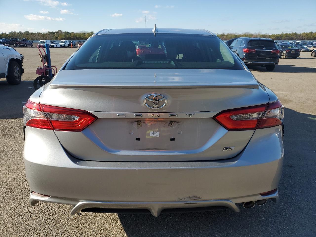 VIN 4T1B11HK5KU183680 2019 TOYOTA CAMRY no.6