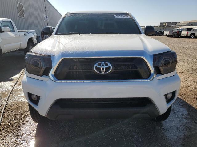 Пикапы TOYOTA TACOMA 2015 Белы