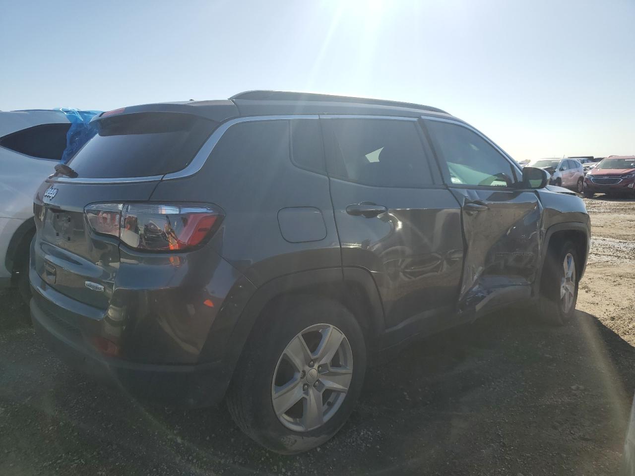 2022 Jeep Compass - Image 3