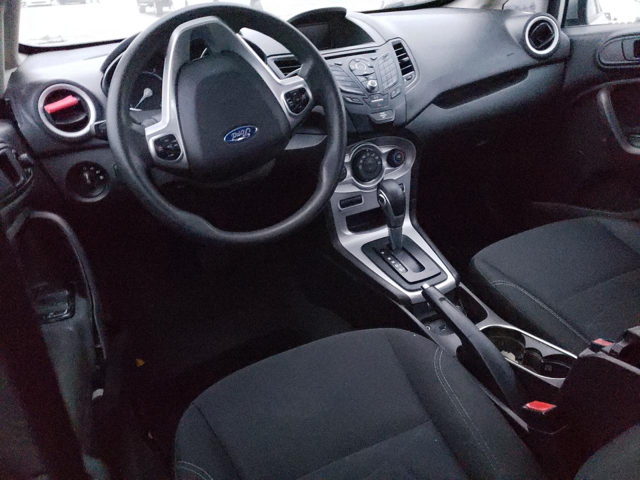 VIN 3FADP4EJ1KM130896 2019 FORD FIESTA no.8