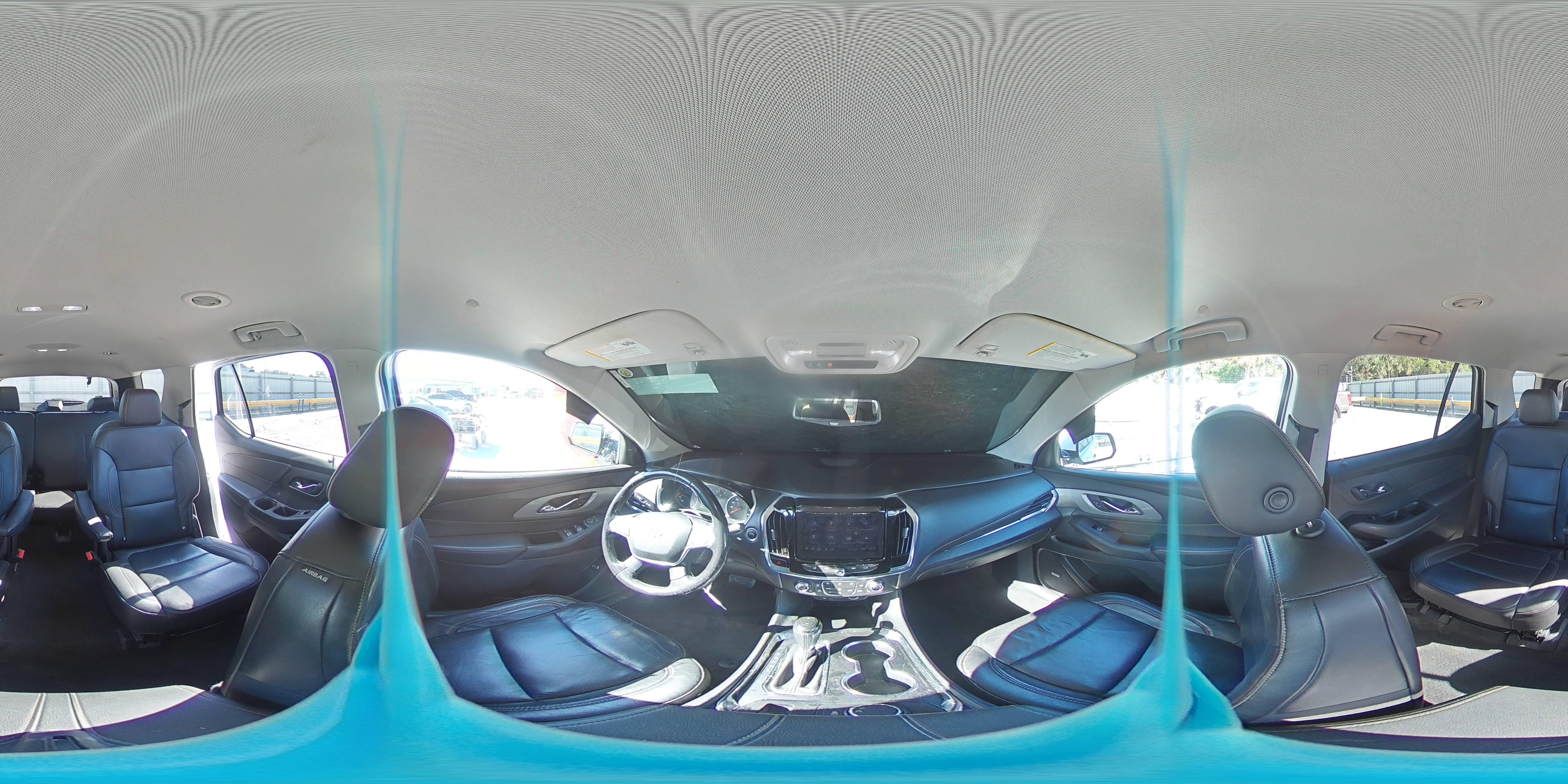 2020 Chevrolet Traverse - Image 14