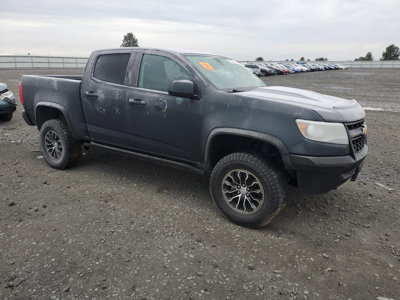 VIN 1GCGTEEN4J1179355 2018 CHEVROLET COLORADO no.4