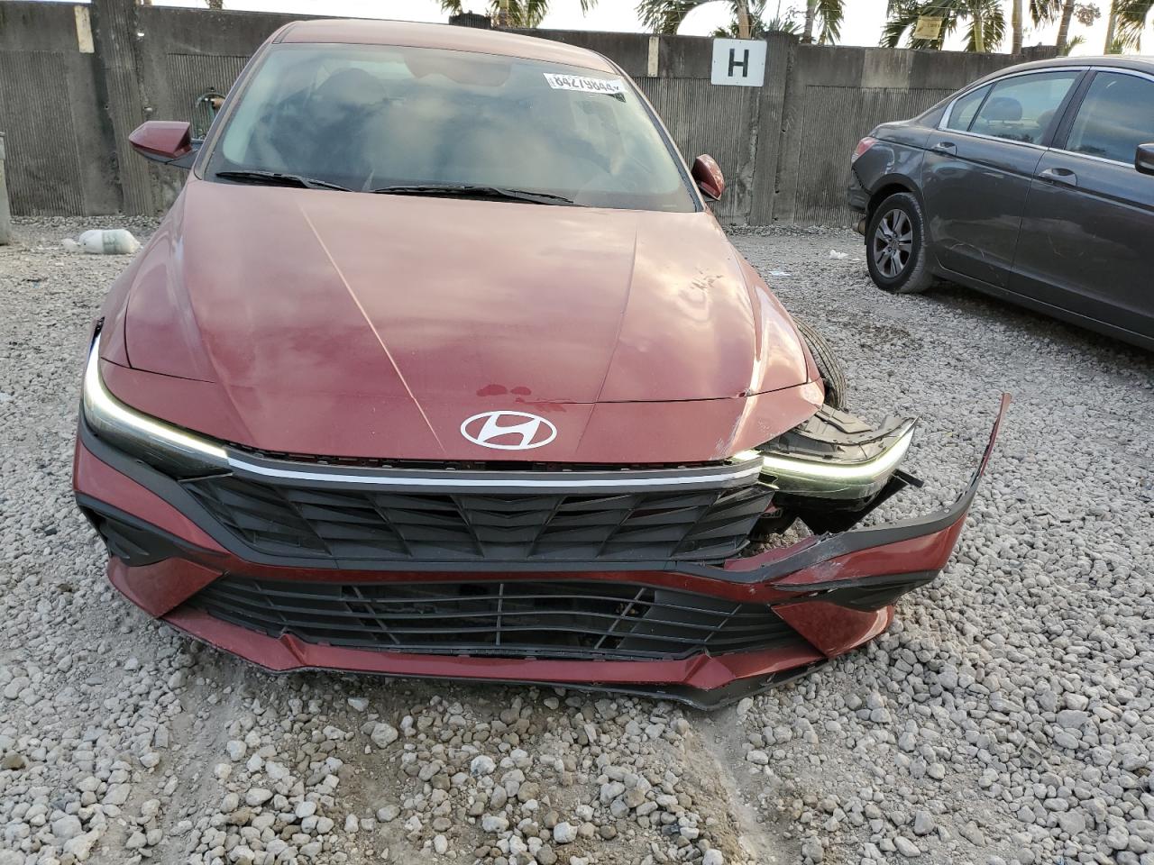 2024 Hyundai Elantra - Image 5
