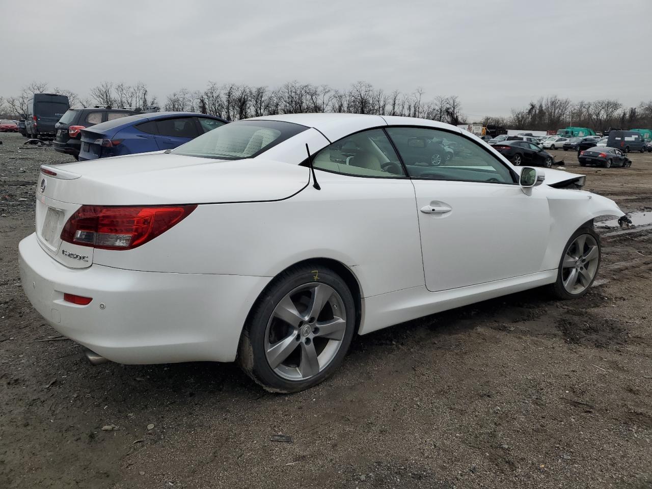 2010 Lexus IS - Image 3