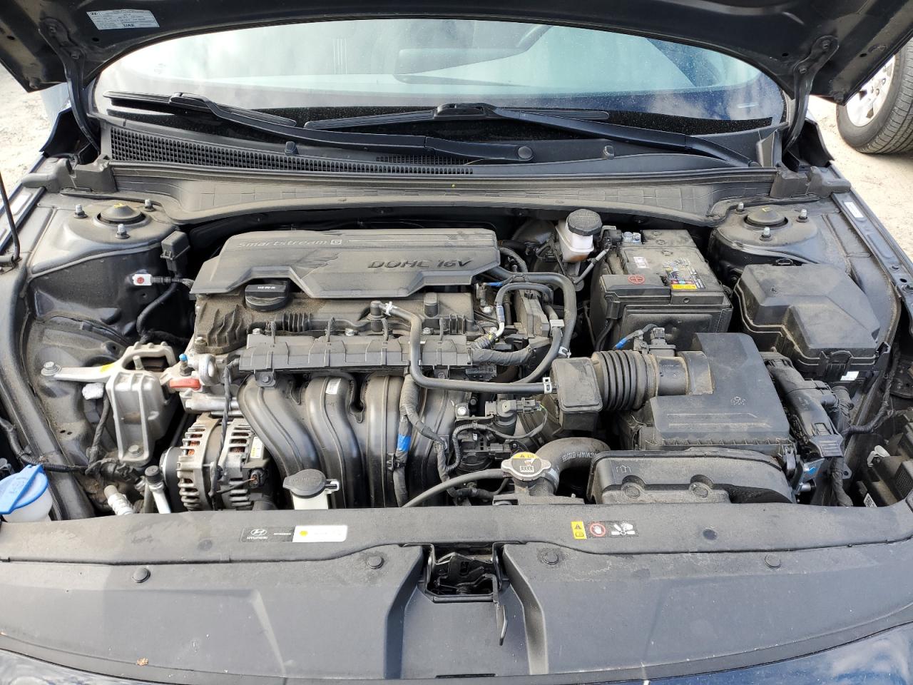 2021 Hyundai Elantra - Image 11