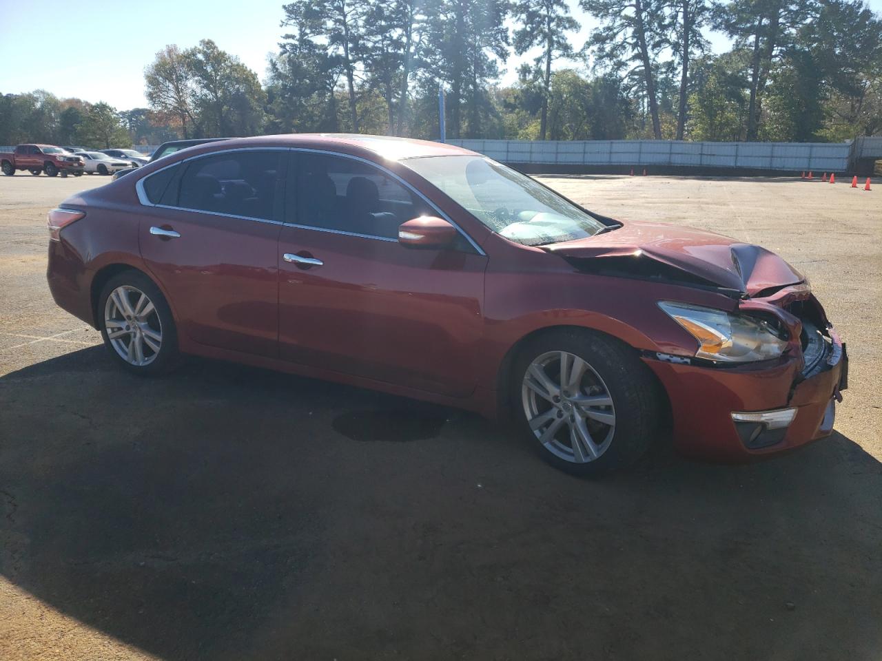 2015 Nissan Altima - Image 4
