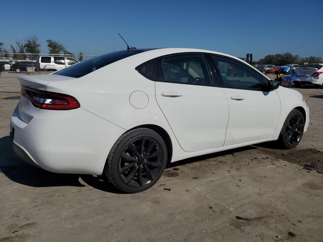 VIN 1C3CDFFA3GD822920 2016 DODGE DART no.3