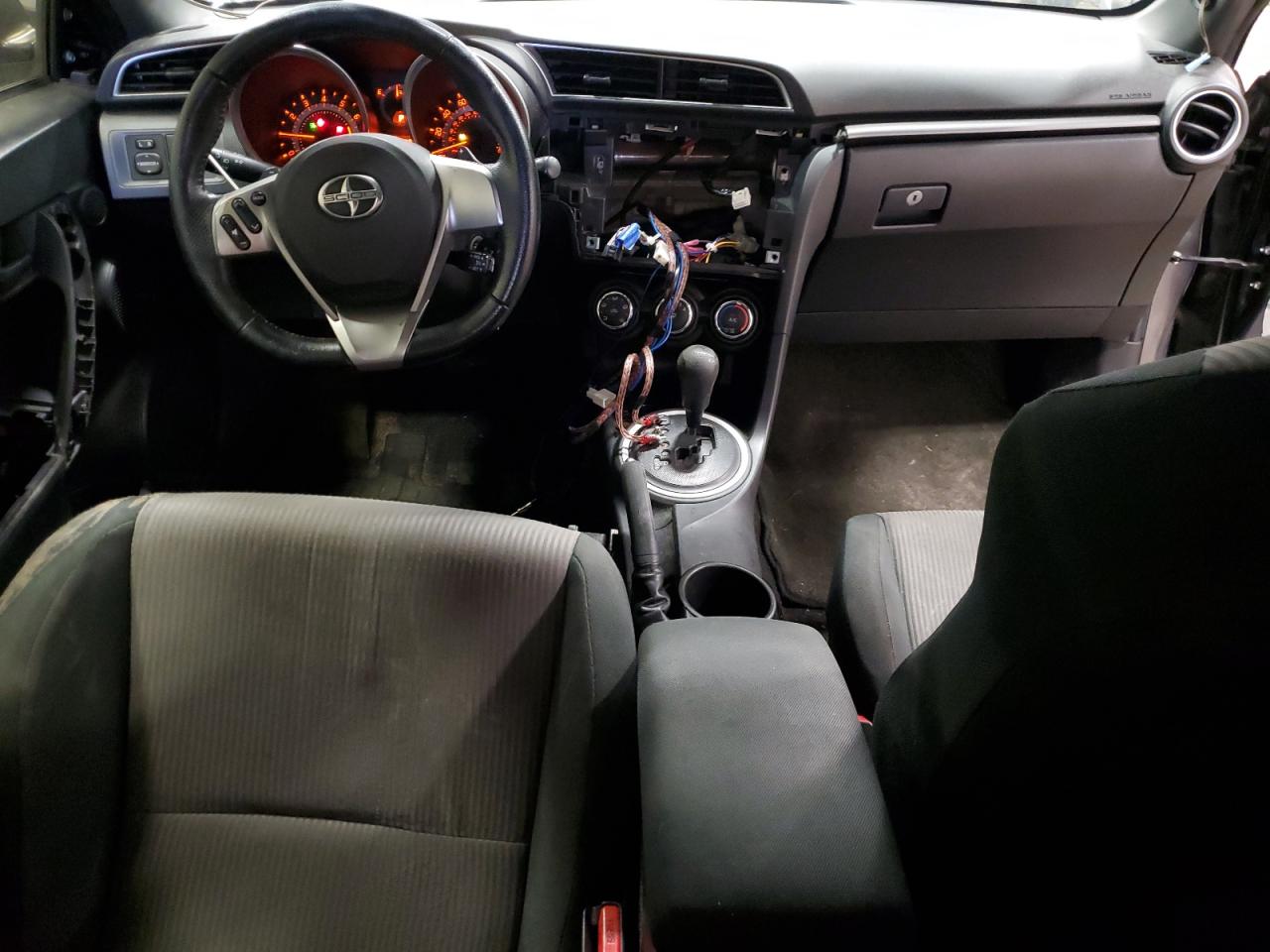2015 Scion tC - Image 8