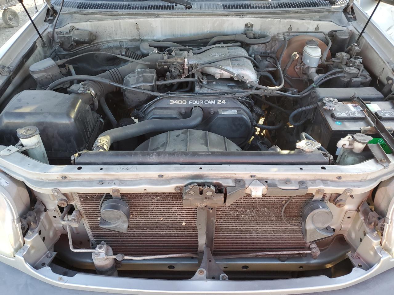 2002 Toyota Tundra Access Cab Sr5 VIN: 5TBRN34102S261621 Lot: 85602234