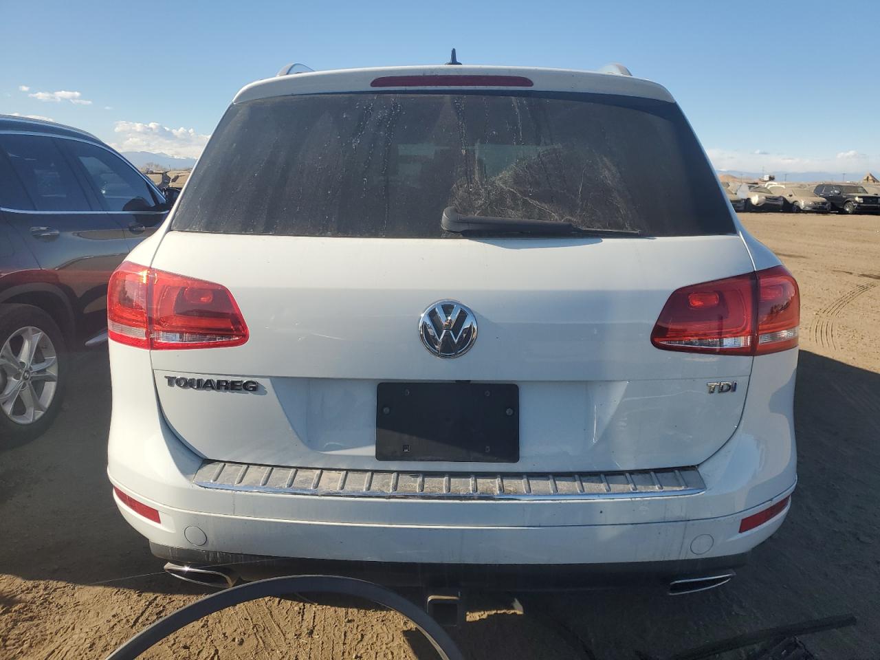 2014 Volkswagen Touareg - Image 6