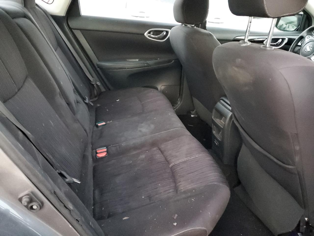 2017 Nissan Sentra - Image 10