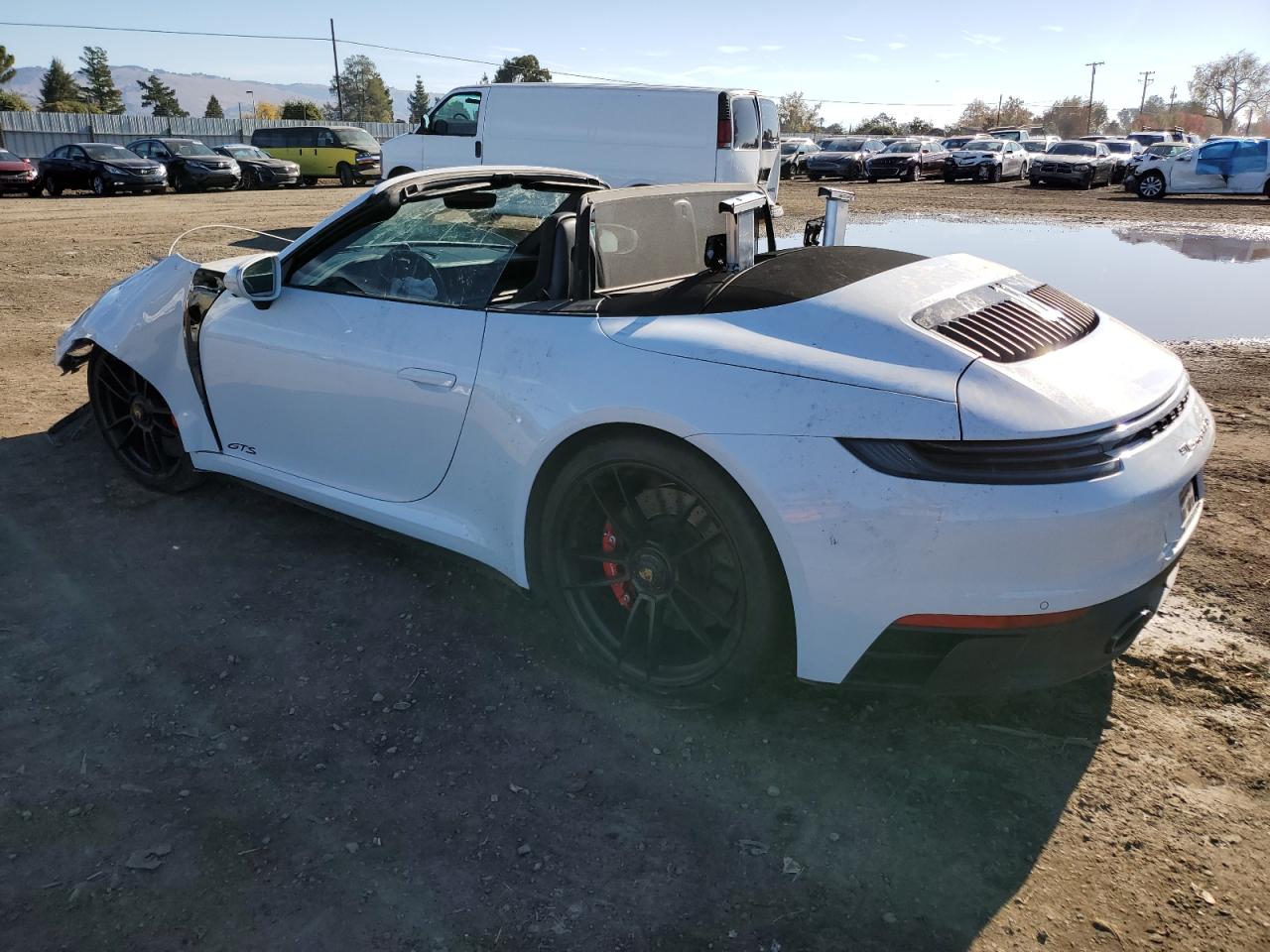 2022 Porsche 911 - Image 2
