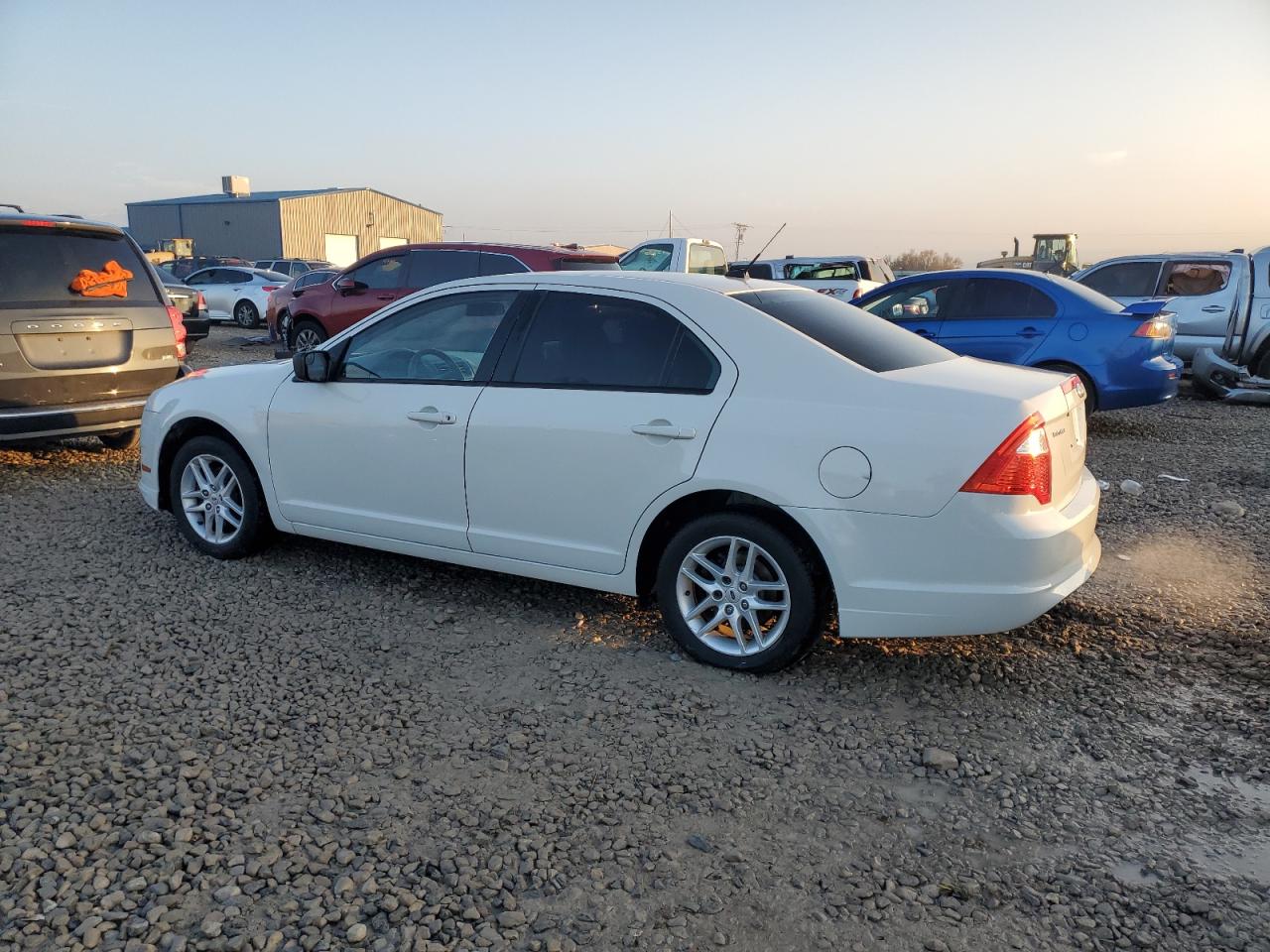 2011 Ford Fusion - Image 2