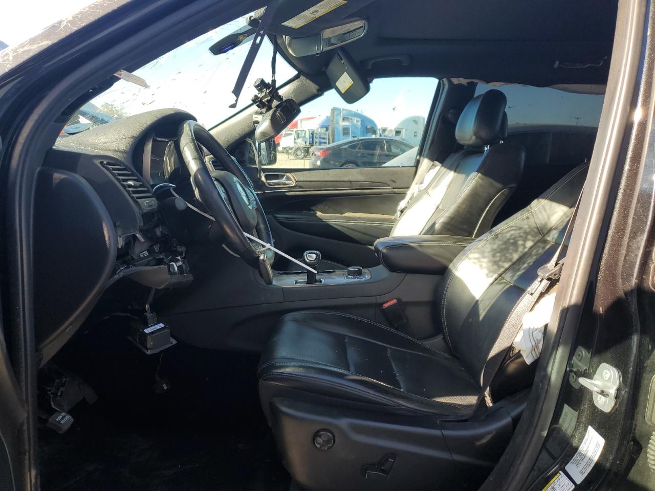 2015 Jeep Grand Cherokee - Image 7