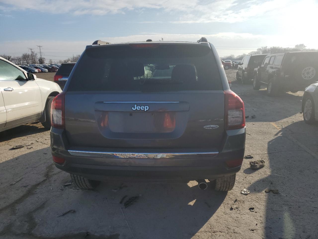 2017 Jeep Compass - Image 6